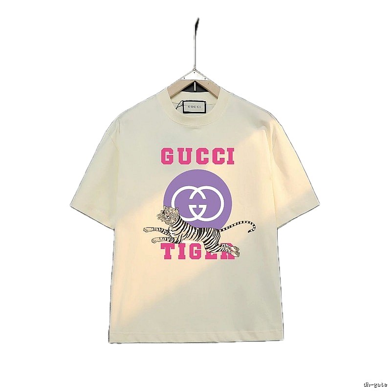 GUCCI Tiger Print T-shirt