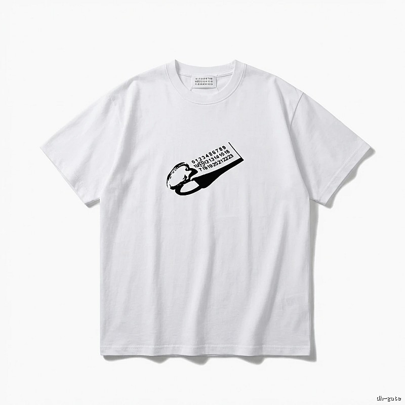 Maison Margiela short-sleeved white T-shirt with digital printing