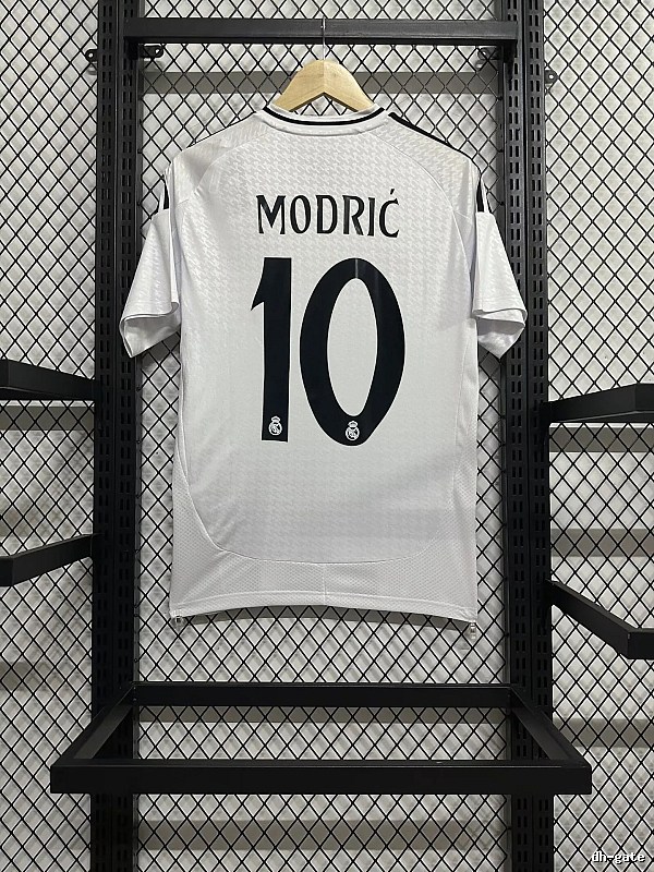 Real Madrid Resort Home soccer jersey White Real Madrid for Travel Looks Select Edition