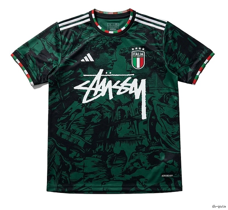Stussy retro-style dark green T-shirt